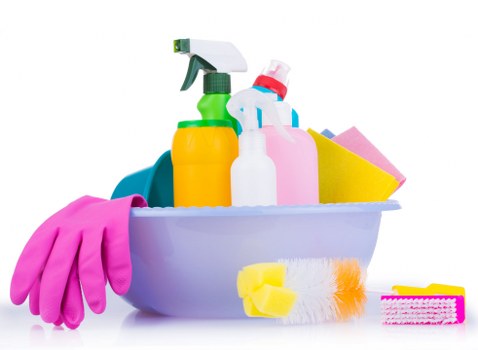 Weekly house cleaning tasks for a Belsizepark kitchen and bathroom